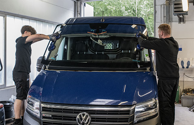 Autoscheibe kaputt? Schnell zu Daniel Klosky in Stolberg